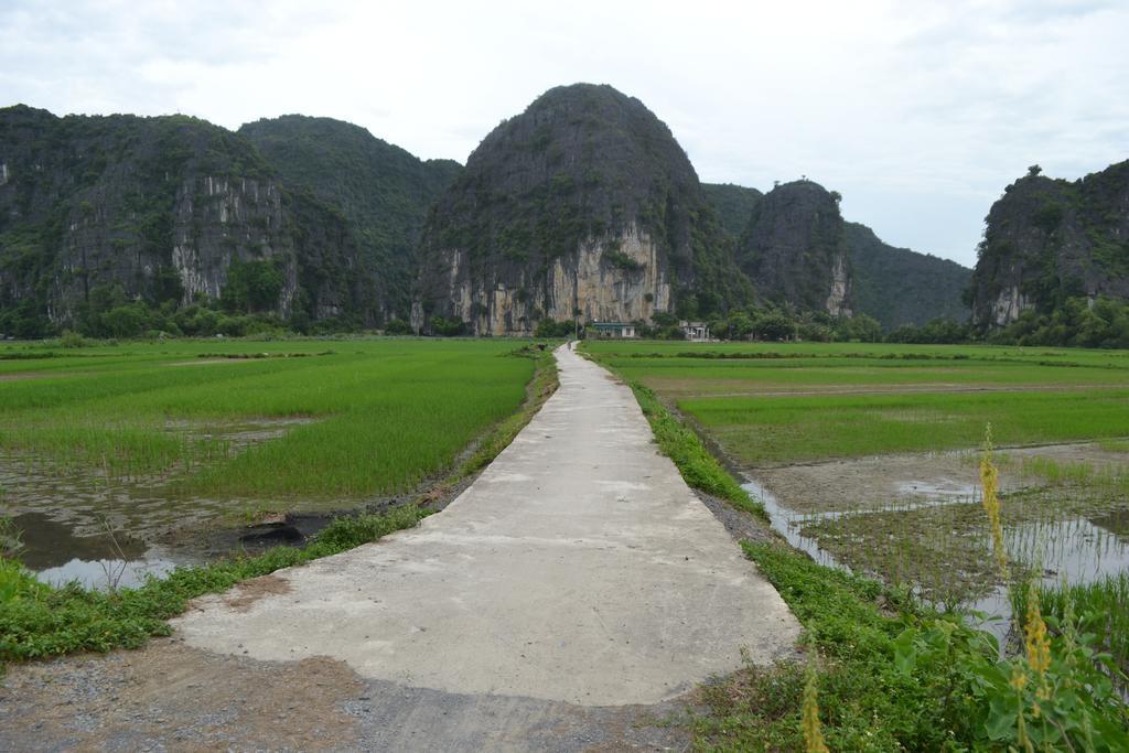 Tam Coc Smile Homestay Ninh Bình Exteriör bild